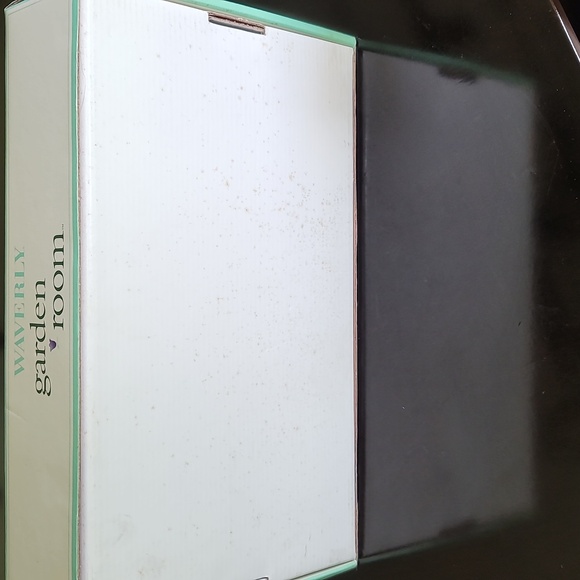 Waverly Garden Room "Sweet Violets" 4 pack Goblets NIB - Picture 10 of 13